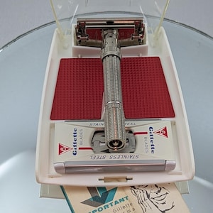 Gillette Slim Adjustable Case - Etsy