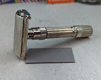 1961 Gillette FATBOY Adjustable Vintage Safety Razor Date Code G2