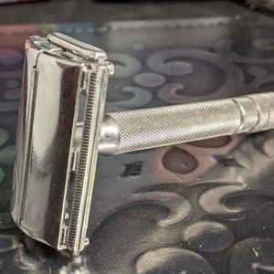 1947 Gillette "FIRST Year NO NOTCH" Super Speed Vintage Safety Razor No Date Code