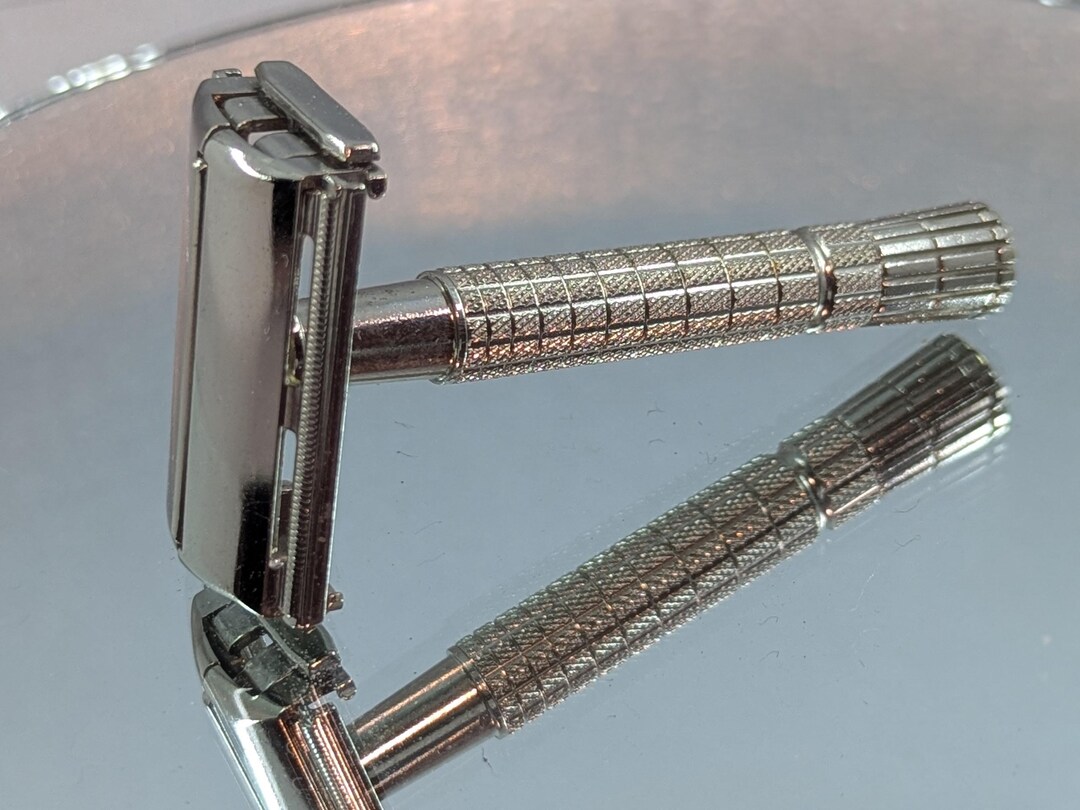 1954 Gillette 