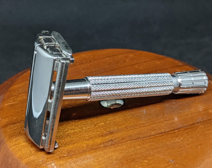 Gillette Rocket Razor 1950s Gillette British FLARE TIP ROCKET Vintage Safety Razor Made in ...