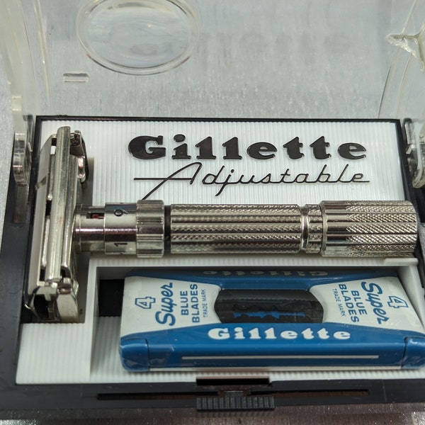 1958 Gillette FATBOY Adjustable Vintage Safety Razor Set in Case With NEW Blade Dispenser Date Code D4