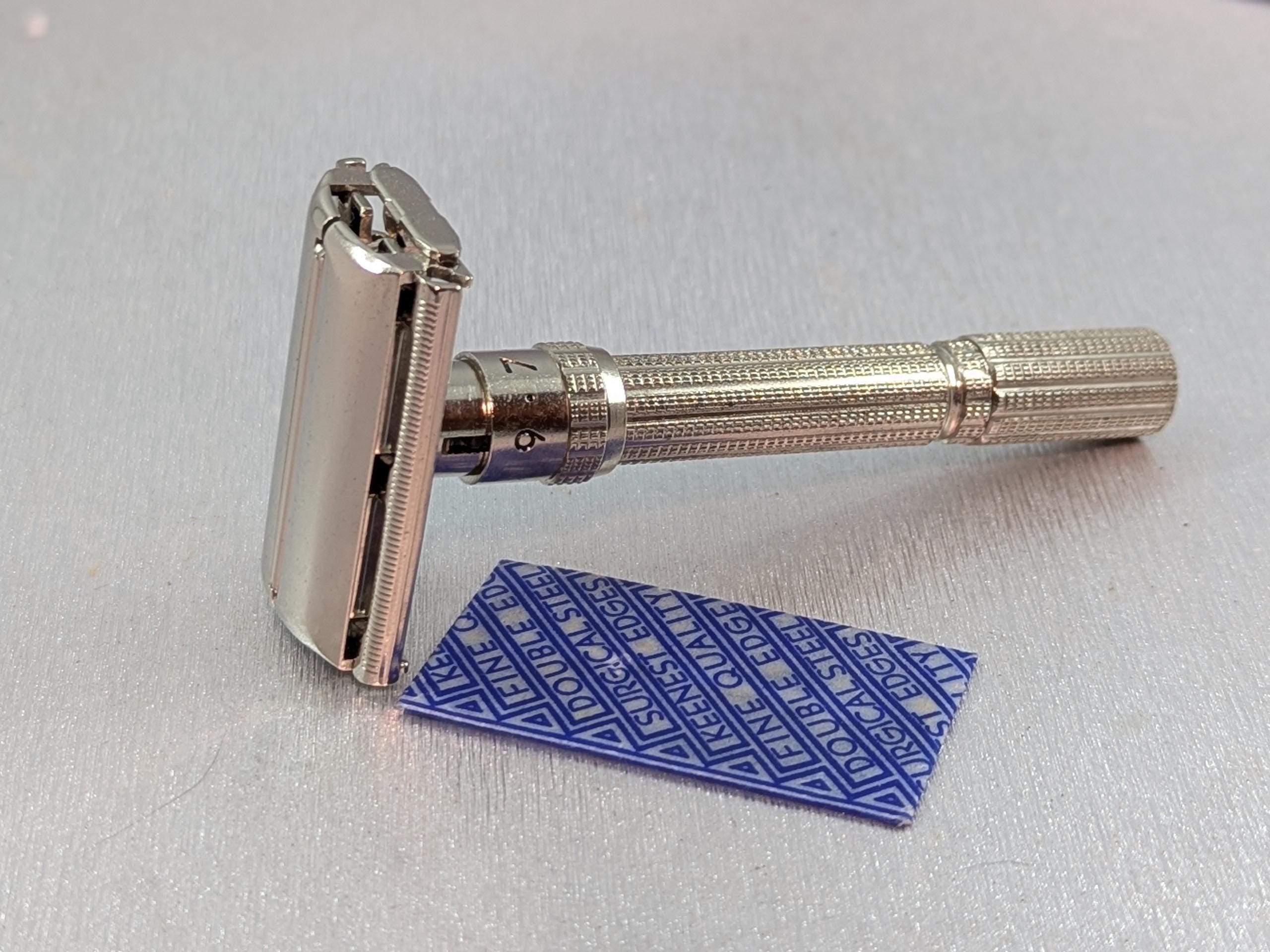 Gillette slim adjustable - Etsy 日本