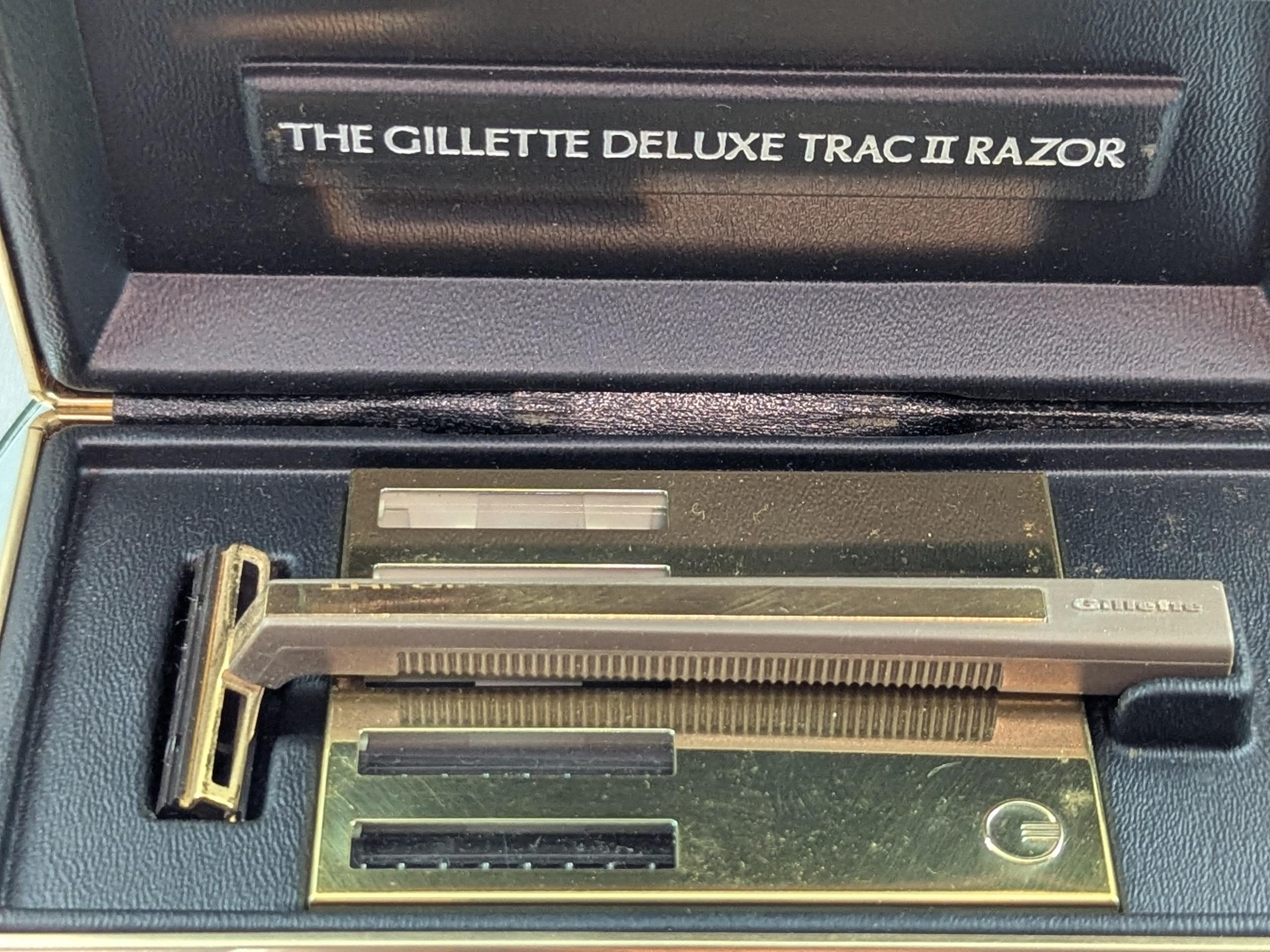 Vintage Gillette Razor Case Set - Etsy - Page 2