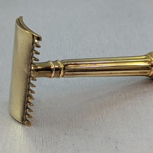 1920 Gillette ABC Button Company Old Type Pocket Edition GOLD Double Ring SHELL Handle Vintage Safety Razor