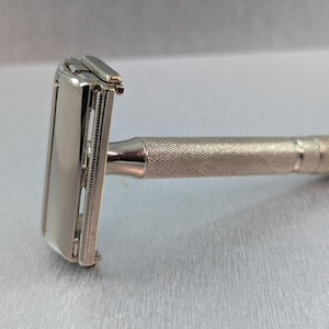 1953 Gillette Super Speed Vintage Safety Razor Date Code Y2