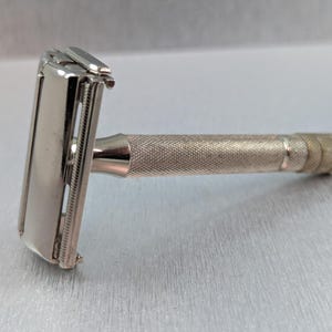 1951 Gillette Super Speed Vintage Safety Razor Date Code W3