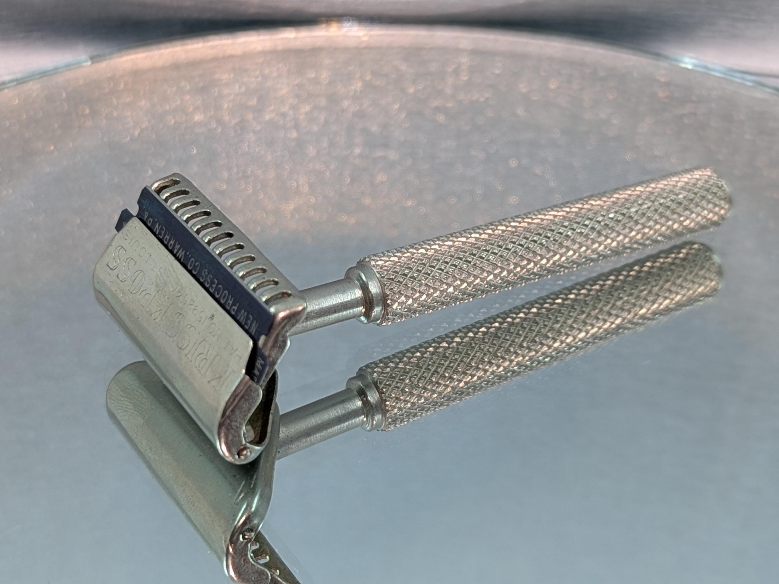 1920s Vintage Kriss Kross Swivel Head Single Edge Safety Razor, July 13 ...