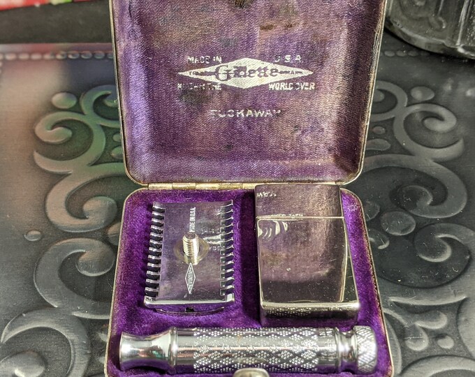 1930 NEW De Luxe Norfolk Tuckaway Chromium Plated Vintage Safety Razor ...