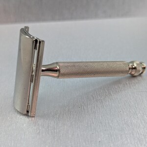 Rasoir de sûreté vintage Gillette Silver Tech des années 40