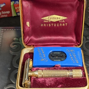 1948-1950 Gillette ARISTOCRAT Vintage Safety Razor Set in Case NO