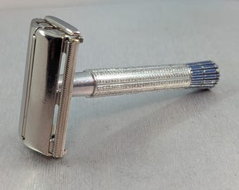 1962 Gillette ARISTOCRAT 22K GOLD Slim Adjustable Vintage