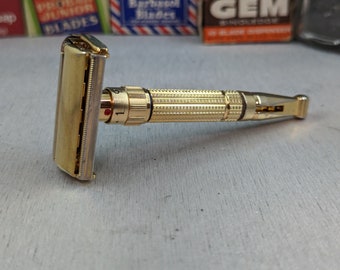 1958 Gillette GOLD TOGGLE ADJUSTABLE Vintage Safety Razor - Date Code D1