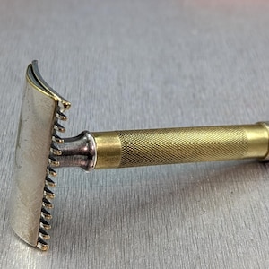 RARE !! Rasoir de sûreté vintage Gillette canadien 1915, type ancien à bande unique, anneau unique