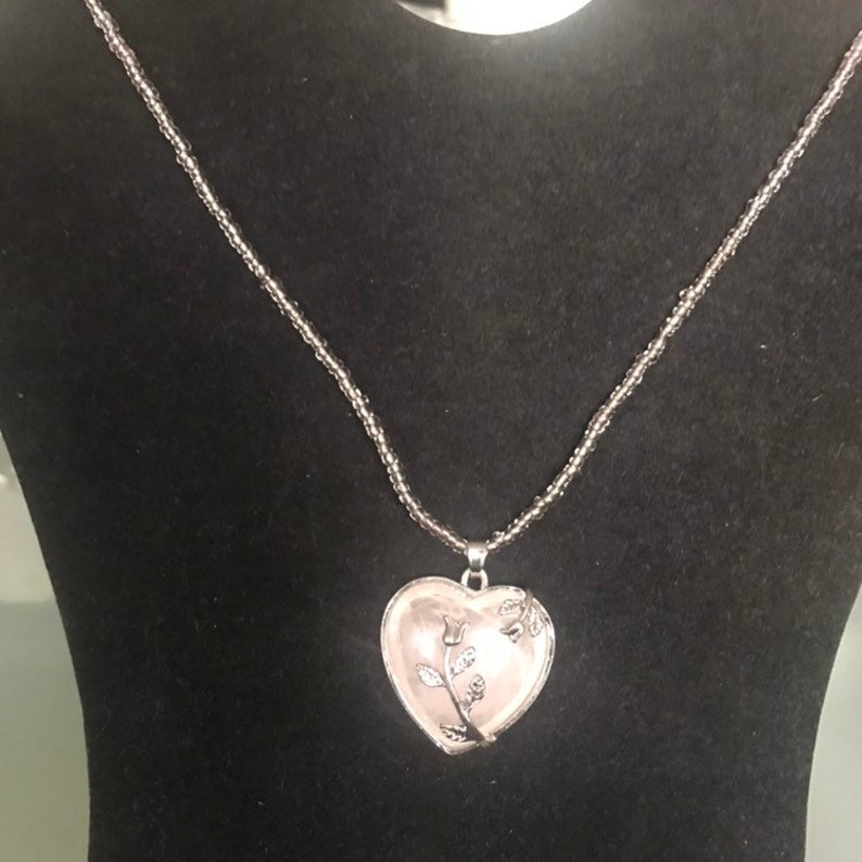 Gift ideas,Hart Rose quartz pendant Rose Quartz necklace Everyday necklace Gift for Birthdays,Wedding jewellery,Bridesmaids Prom flora