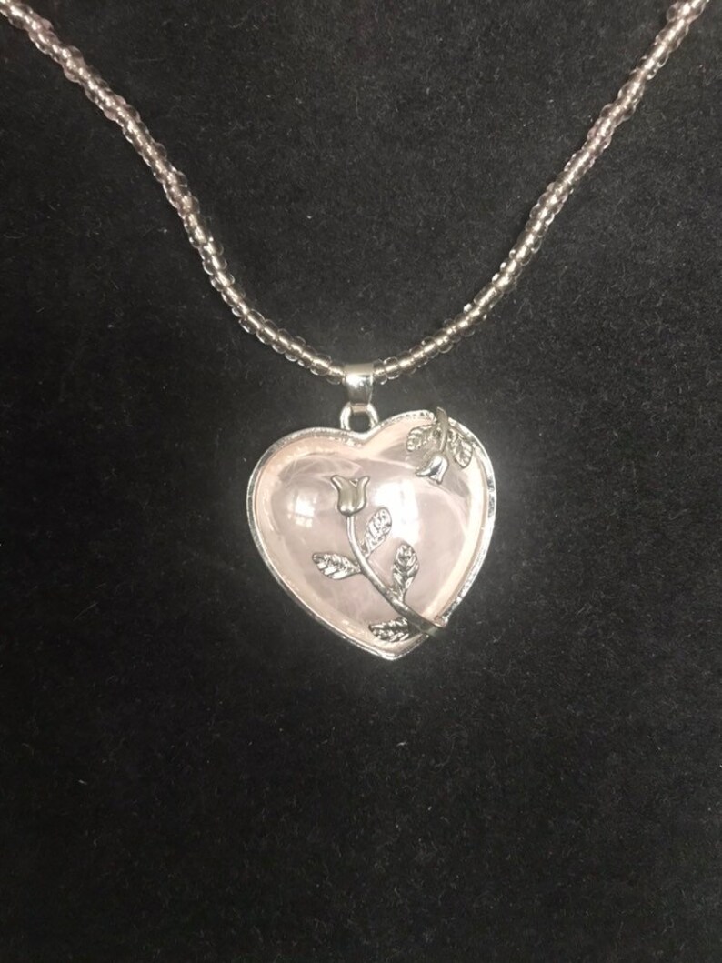 Gift ideas,Hart Rose quartz pendant Rose Quartz necklace Everyday necklace Gift for Birthdays,Wedding jewellery,Bridesmaids Prom flora