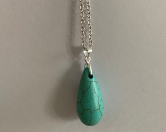 Collar turquesa personalizado hecho a mano, regalo para cumpleaños, colgante turquesa, joyería navideña. Collar de todos los días, regalo de graduación. Regalo para ella.