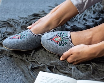 Felt Highlander Grey Warm Slippers