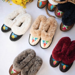 Lucky Dip Women's Sheepskin Slippers image 9