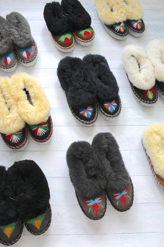 onaie slippers