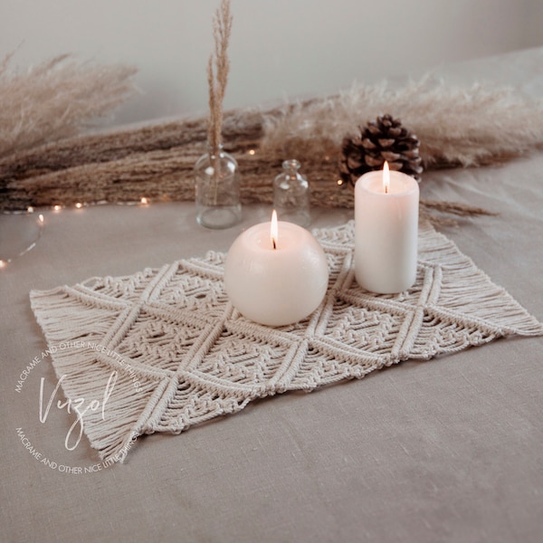 Macrame Table Runner for Dining Room/ Napkins for Table Boho Decor/ Christmas or Wedding Decoration