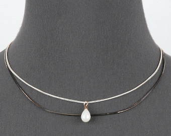 Layered Pearl Pendant Necklace Dainty Floating Snake Chain Layering Unique Gift Single Pearl Choker Jewelry