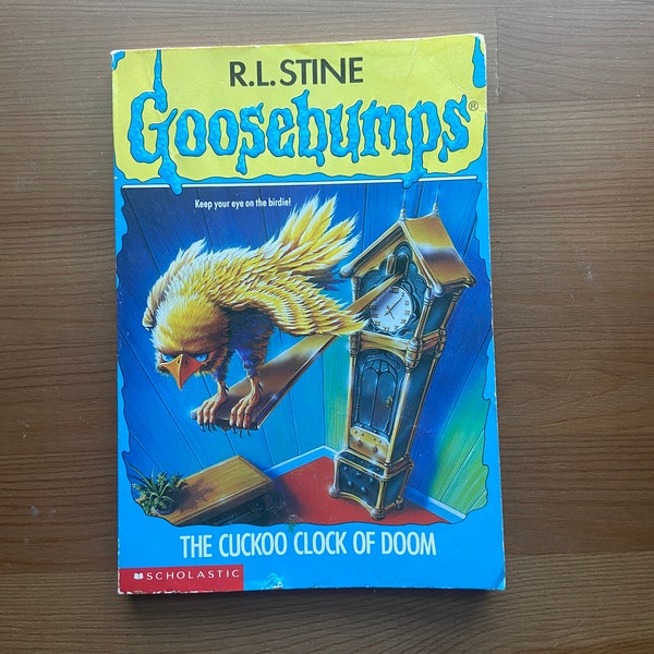 Vintage 1995 Paperback, Goosebumps, The Cuckoo Clock of Doom, RL Stine, Horror, YA, Scholastic, Parachute Press, Retro