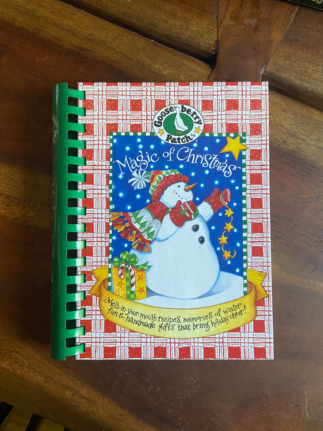 Vintage Gooseberry Patch Spiralbound Cookbook, Magic of Christmas