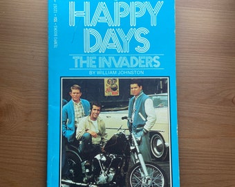 Vintage 1975 Paperback, Happy Days #3 The Invaders, William Johnston, Happy Days, Richie Cunningham, Potsie, Fonzie, Ralph Mouth, Arnold's