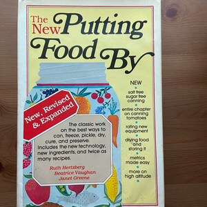 Vintage 1982 Hardback,  The New Putting Food By, Canning, Freezing, Drying Food, DIY, Homesteading, Prepping, Retro