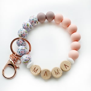 Llavero de mamá / Llavero de pulsera / Llavero pulsera / Regalo para ella / Regalo para mamá / Llavero de flores