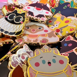 Nostalgia Kitty Enamel Pin