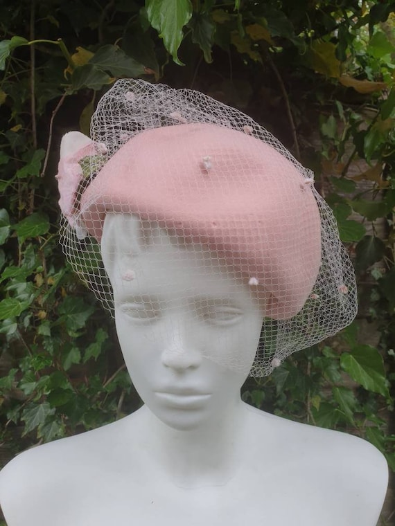 Vintage 50's pink beret veil hat