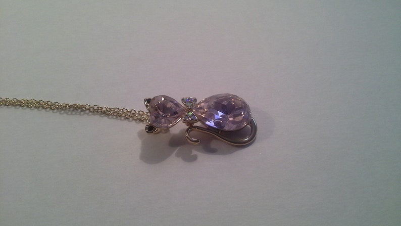 Pink Cat Pendant Necklace with Pear and Heart Shaped Stones 18k Gold Plated Rhinestone Bow Tie and Gold Tone Chain Faceted Pink Stones