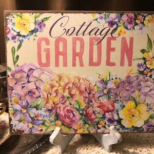 COTTAGE GARDEN, Handcrafted Plaque / Sign, 8x10