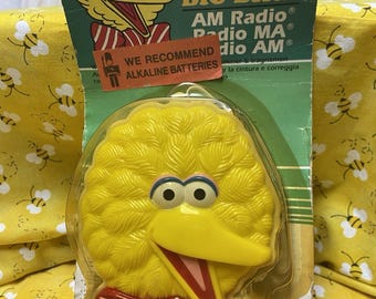 Vintage Sesame Street Big Bird AM Transistor Radio 1989 Original Package