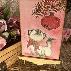 Retro Pink Christmas, Kitten w/ Ornament, Handcrafted Mini Plaque with GLITTER