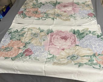 Vintage Retro Floral Shabby Chic Pair Pillowcases Cottagecore