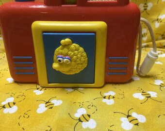 Sesame Street Vintage Retro ILLCO Jim Henson Pop Out Big Bird Toy Camera