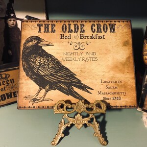 The Olde Crow Bed & Breakfast, Primitive Halloween, Sign / Plaque 8x10