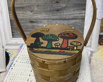 Vintage 1970’s Mushroom Woven Round Wooden Purse Hippy Boho Groovy