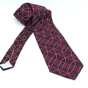 Vintage 1970s brocade red, white and navy tie - McCurdy&#39;s - 100% Polyester -4 1/4 inches wide blade.