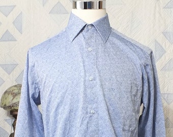 New without tags (NWOT) Johnston & Murphy tone on tone baby blue paisley brocade - dress club shirt - Medium