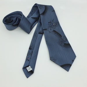 DESIGNER Balachine - Mickey Mouse necktie - Mickey Mouse riding a motorcycle - 1960-70s - 3.5 inch blade - vintage