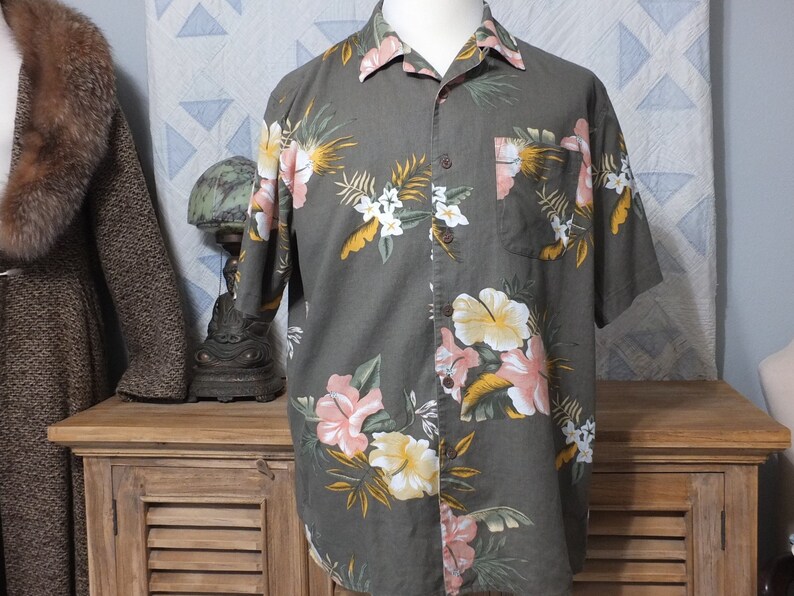 Foliage Tropical Men's Shirt Tropical flowers linen/rayon blend Large image 1