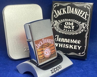 1999 Zippo Jack Daniels Tennessee Whiskey Lighter w/ Original Box & Sleeve NEW