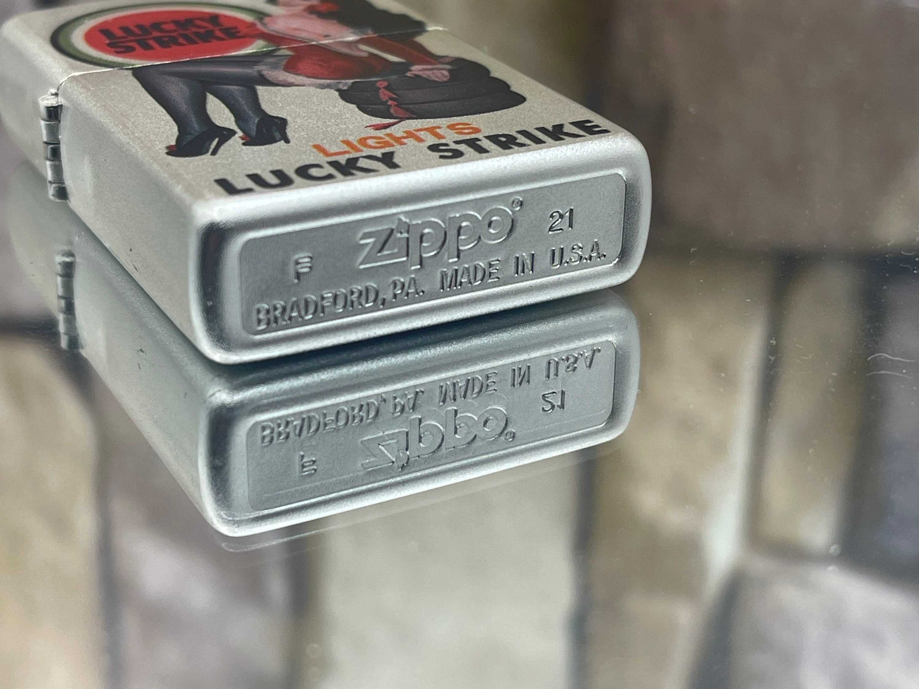 Zippo Lucky Strike Lights Girl New in Box Etsy