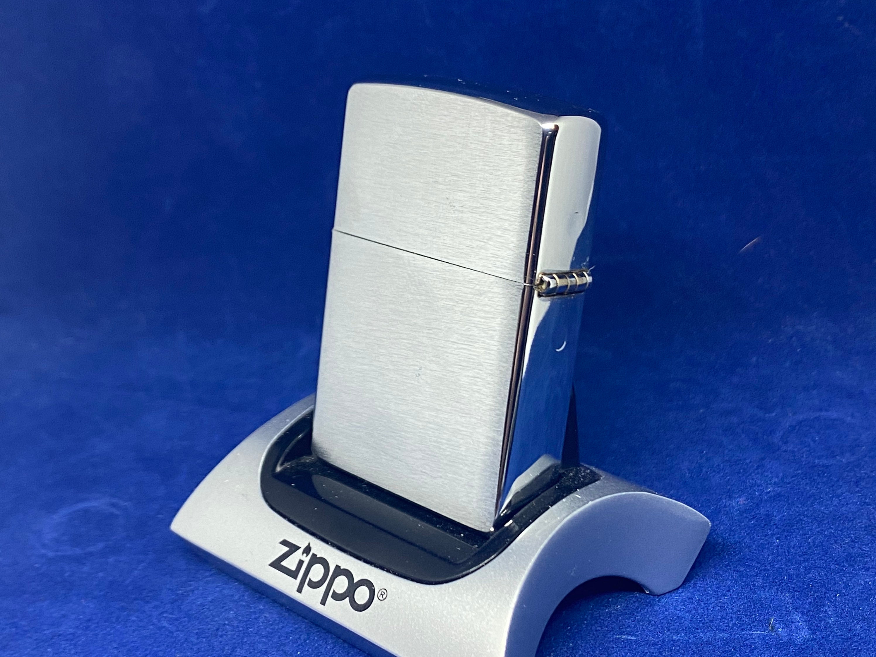 Zippo Pennsylvania Motor Oil - Vintage Lighter 2001 Still New and 