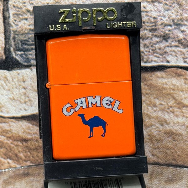Encendedor Zippo vintage color naranja camel mate de 1992, nuevo en caja