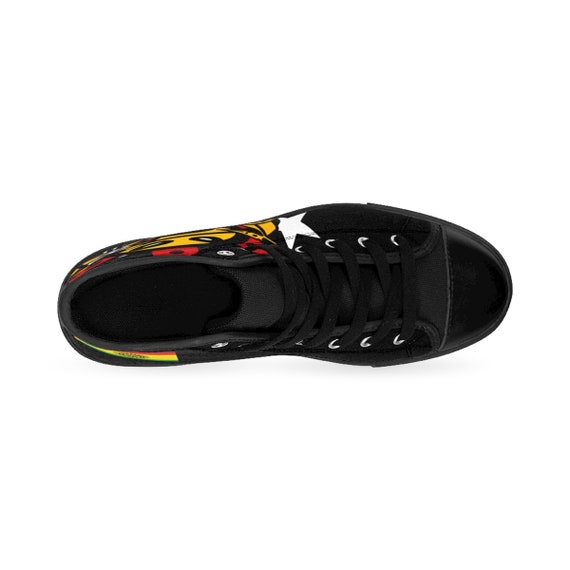 Zapatillas de alta camiseta Boriken Art para hombre | Etsy España